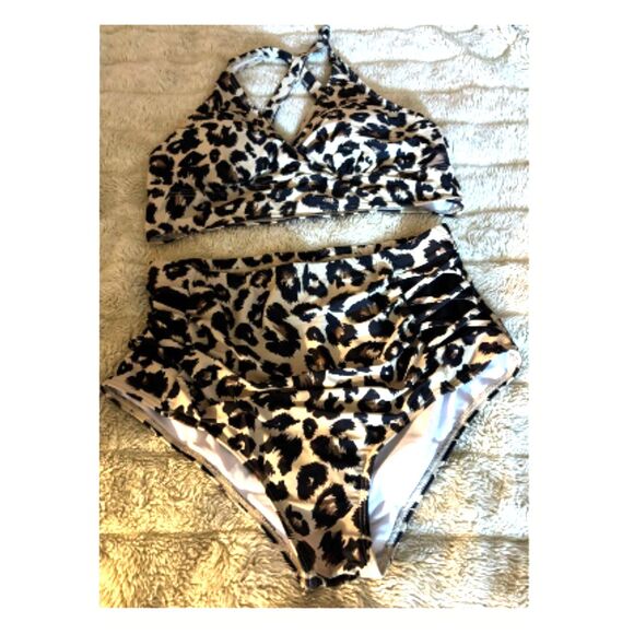 Women’s 2Pc. Leopard Print Swimsuit - Size XXL - Picture 1 of 2